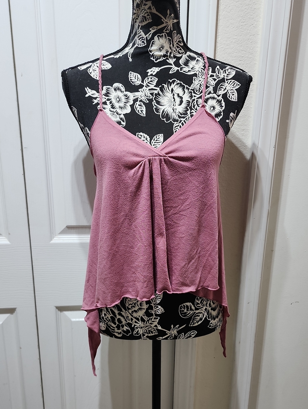 Women's Pink Spaghetti Strap Open Sides Tank Top M
